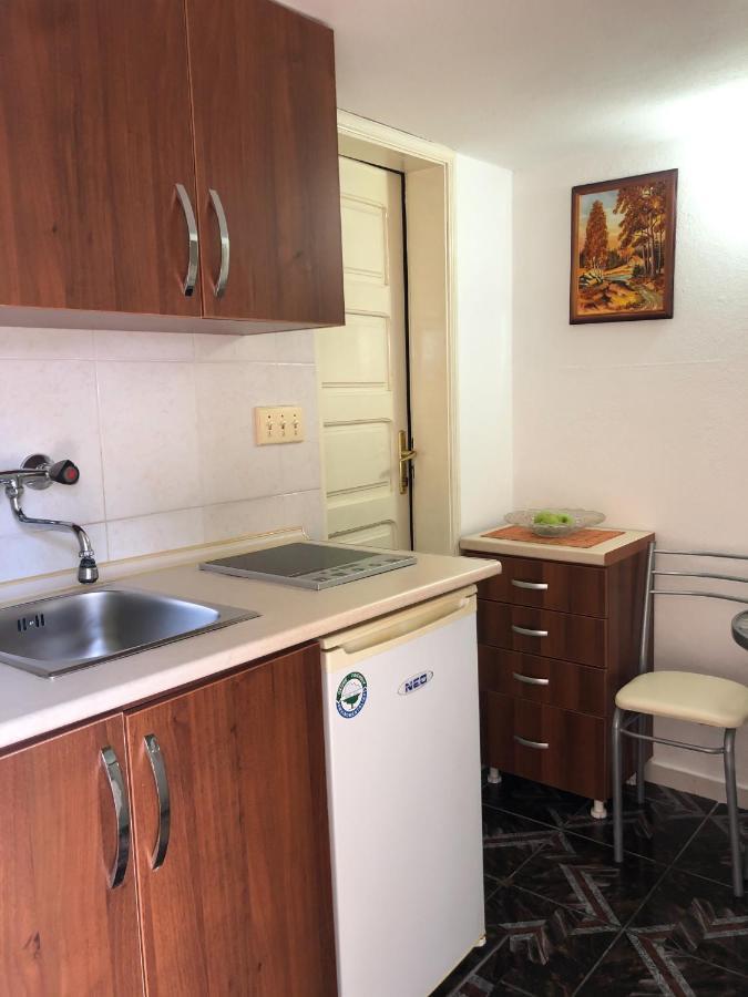 Apartments Moracanin Sutomore Exterior photo